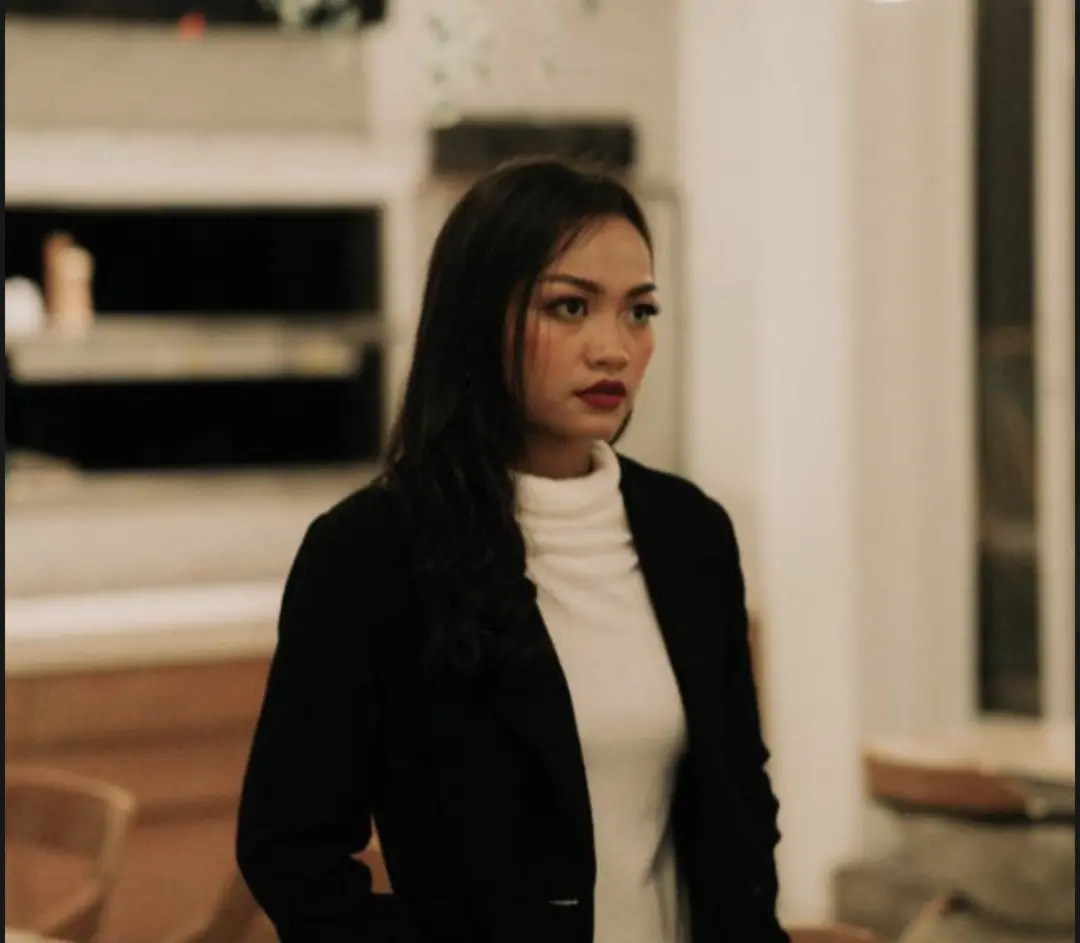 Dania Adhariyani